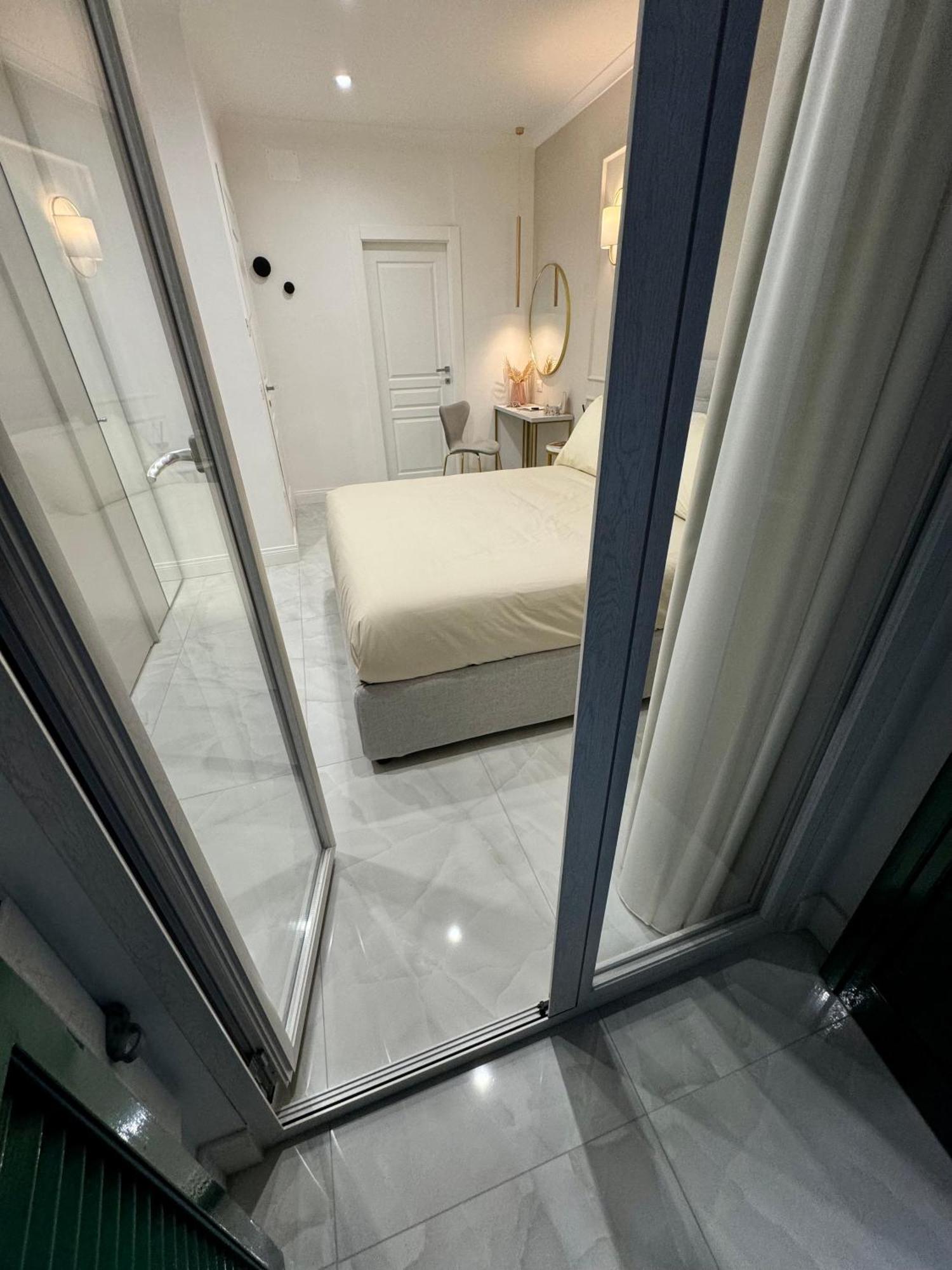 Carafa Rooms Naples Luaran gambar